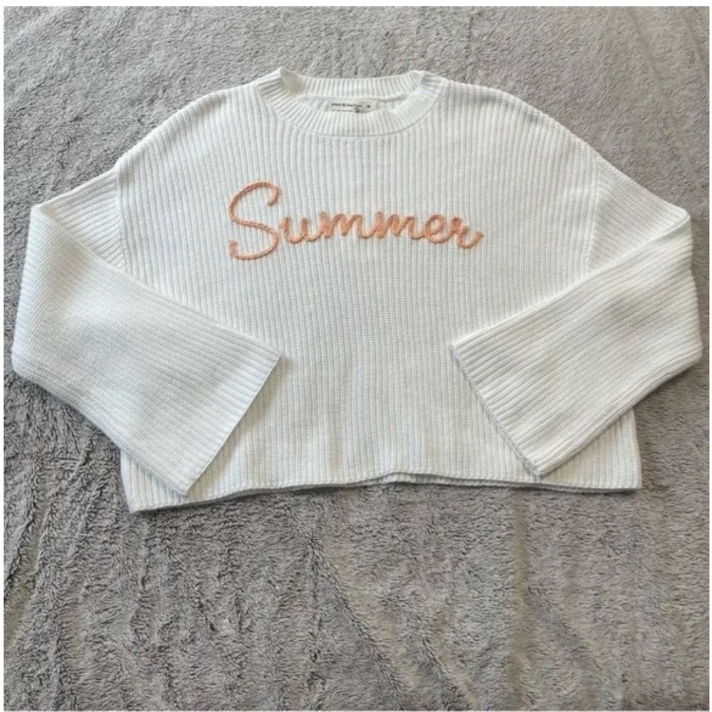 White Crop sweater New with tags!